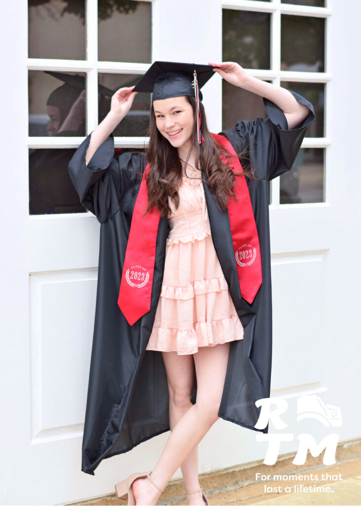 senior photo; cap and gown; Arlington photographer